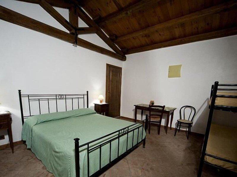 596A880E0D11FFFFAFE1C7A2517ABA3A