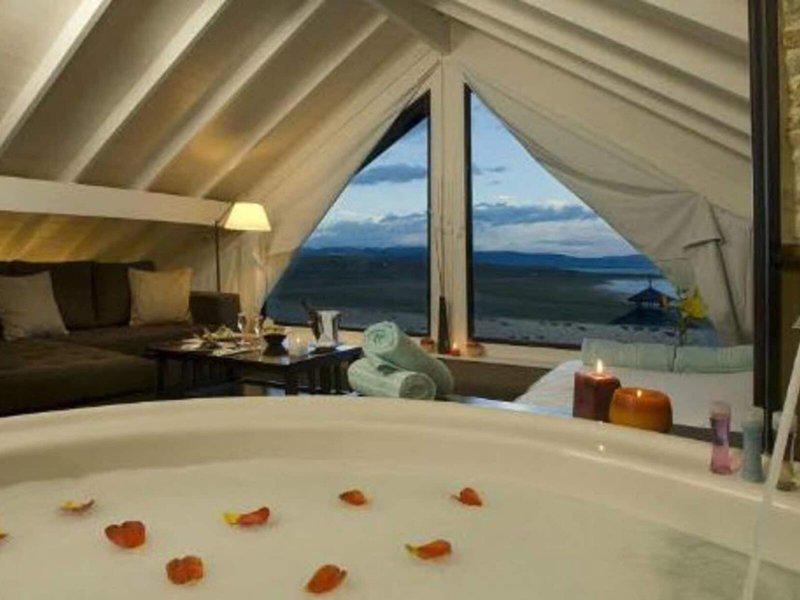 ECA43800B0843352FEB3BD611E290D5C