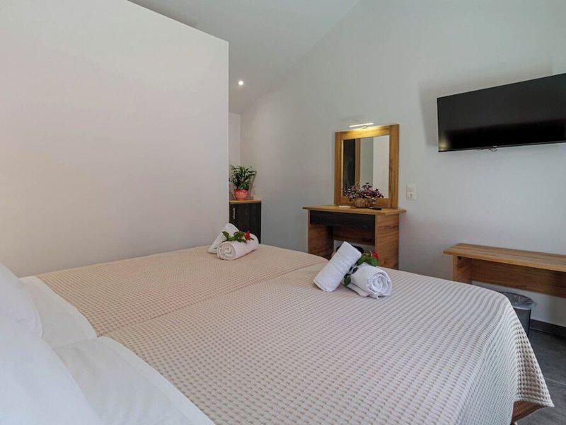 844C2747E32CB1C4B9F65D6923B2A965