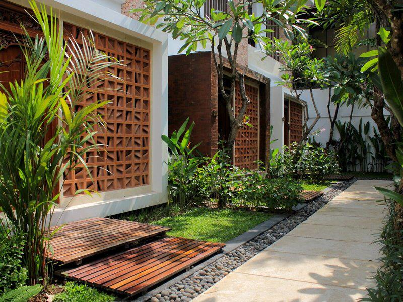 B8977F6AE0D9B42E849591A804338849