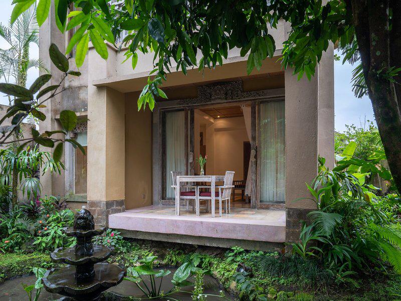 23A880B558AF35F57C0BA0F16A4A04F3