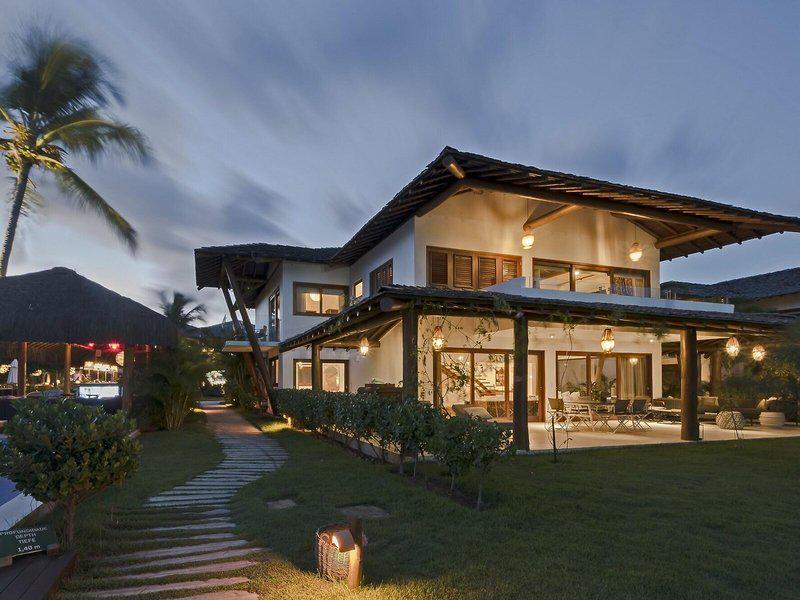 7324108610FA53EF3DDCFB9CB8D2D215