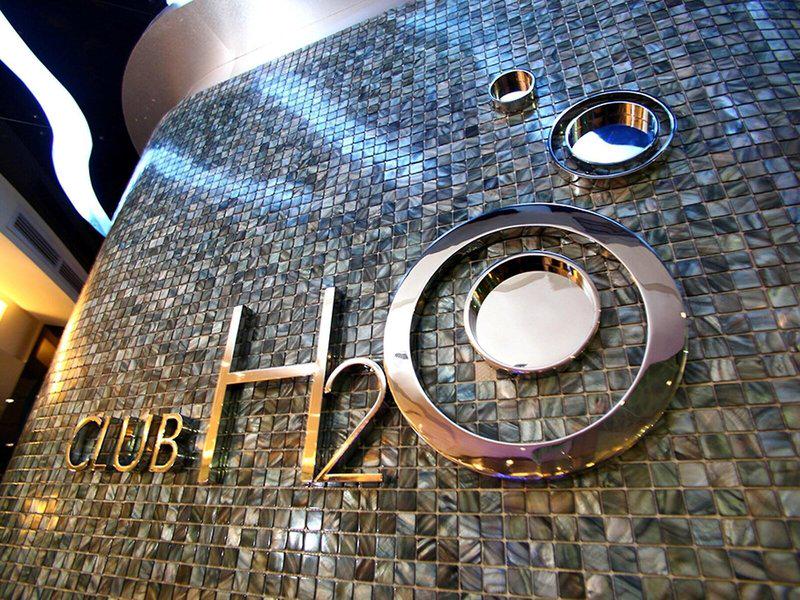 5B8DD5A51DDCC10010B512B9CFB4367C