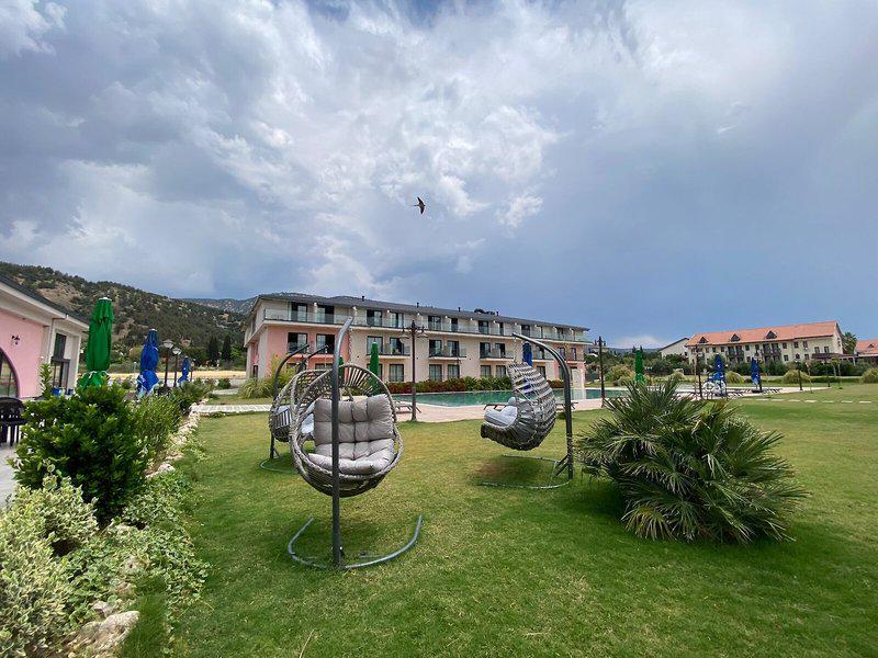 046FC93A2A2A2EFE5CAC33E72F811A2E