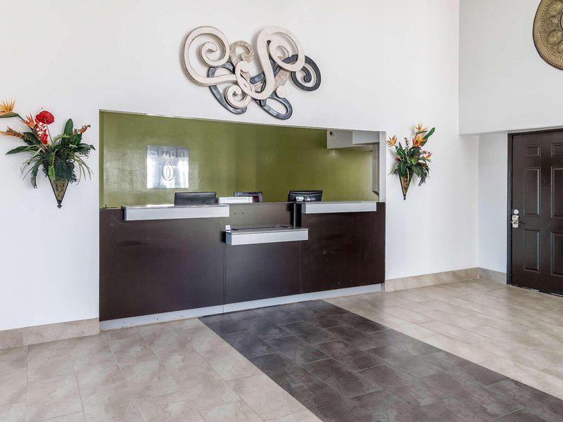 2C163C18D1FA75BE8C45D30115A0BAD1