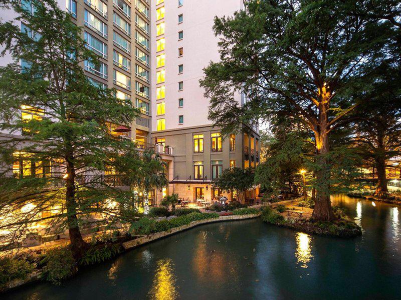 6B1EF97AEDF496A08535735502683702