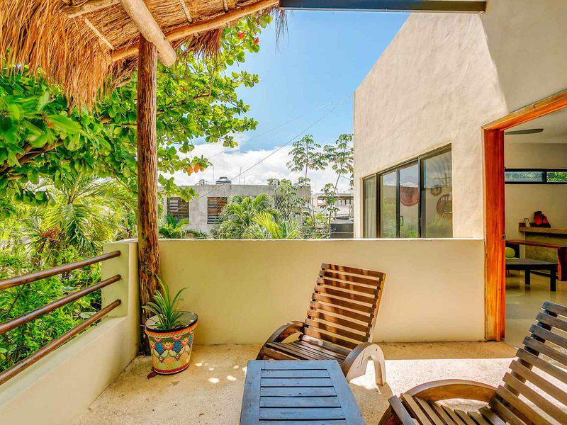 AE1D64CC8285C870FE7D625D95E9F52F