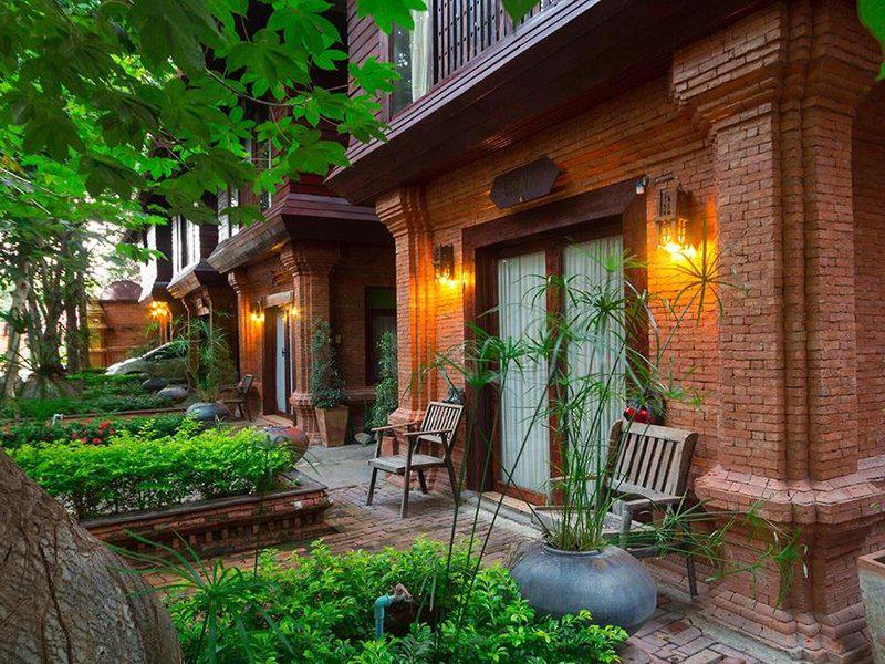 9B0C85FF5E2332F0734FE925A126DF08