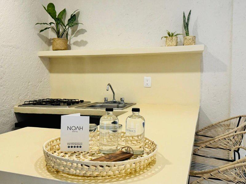 C236895898B113924411C3D86996E457