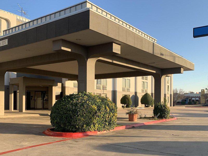 8A100CFF9C4CC90FF925DD6FD564FD43