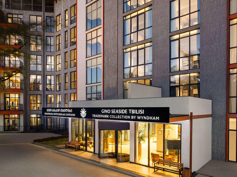 E046FED1A4391593FE814871EDE1FF87