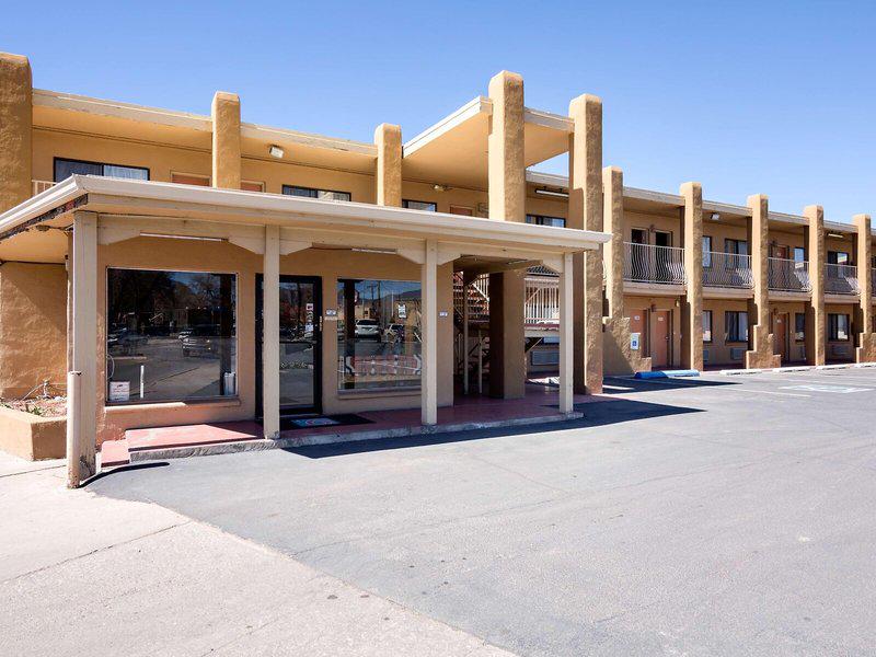 CC04F19033924B6AA0D6C9CB8C8676E7