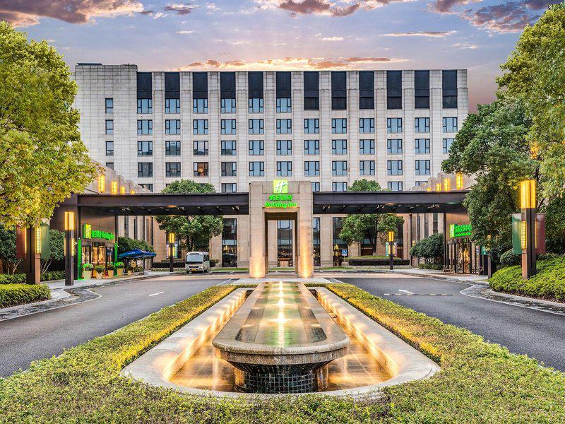 933E8874BF0928D44F5D5951BDEF7882