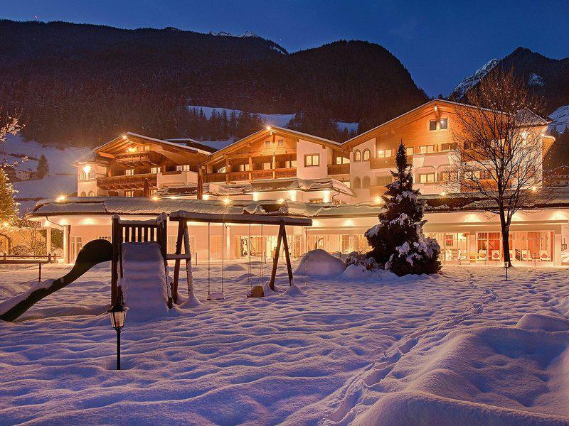 95BD8B2F1E64384E2BAC5B592D182A18