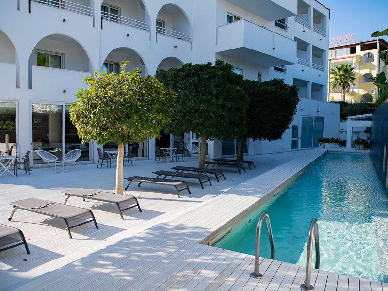 FF4464BF1944828FDF4753E36F1743B7