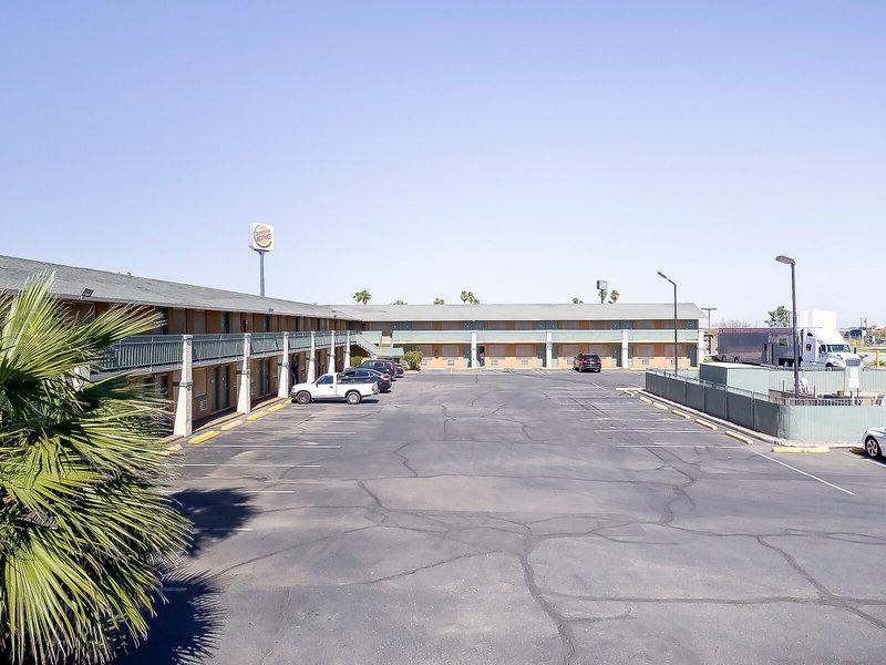 0E146E00A31B7D3E6CA396ED260D26E3