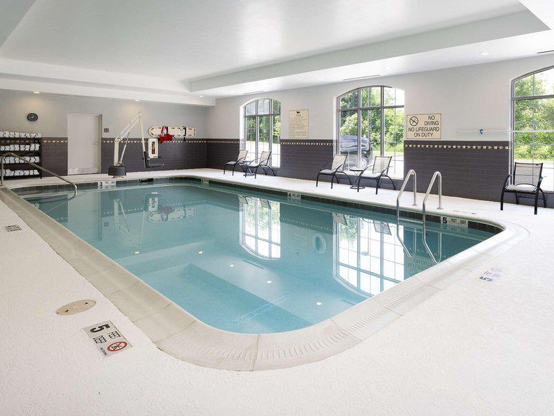 DF2B21E2B3C0DF8EE00B86C245C0A336