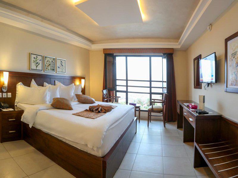 C81C3863CD1394DCC1C0B3D5A6FF6EA2