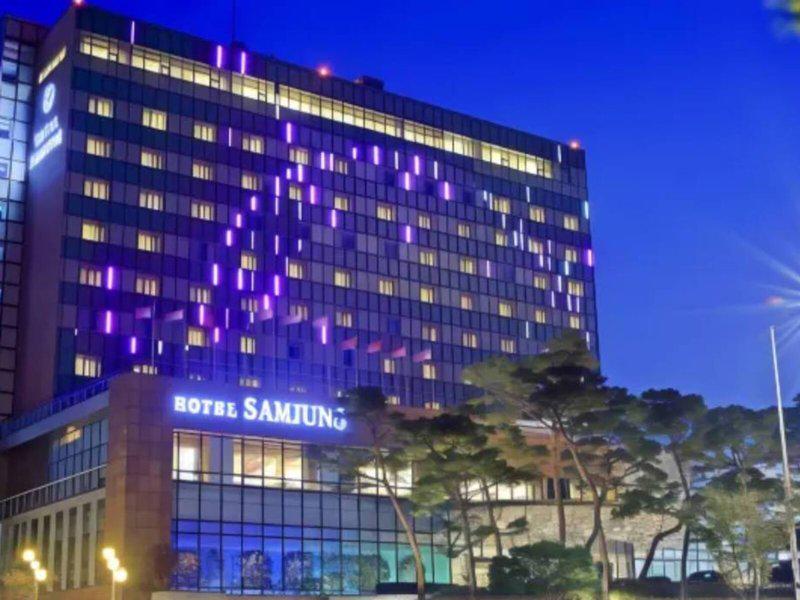 94C04005D5B3879FA82CDD9E98D2C646