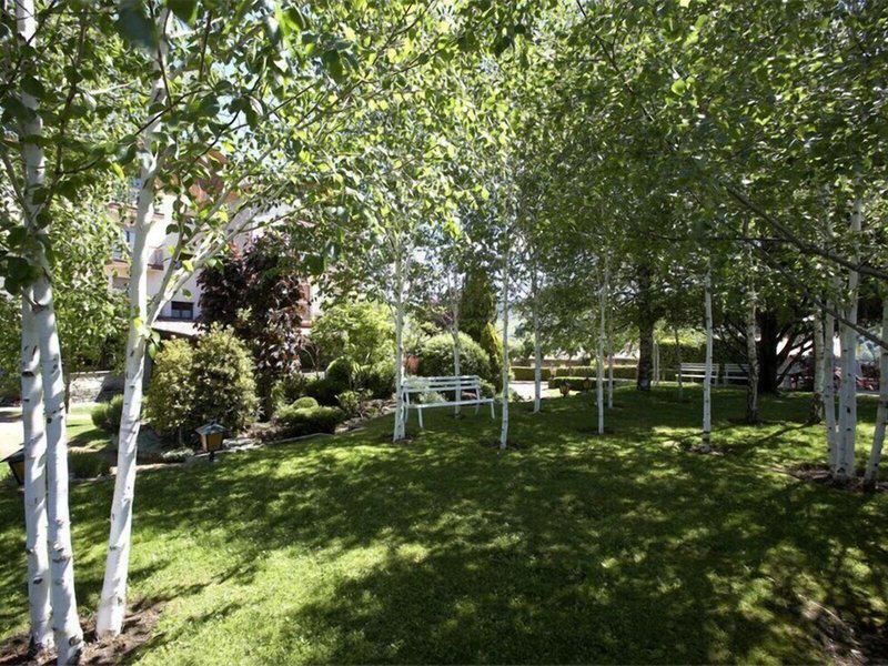 E62C7F24C4D141C0ED5E9A10D4BE0094