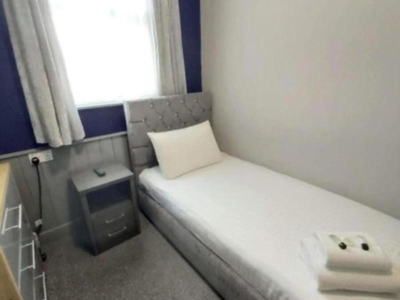 46C614E6F43C418FDB43780E9D2CF711