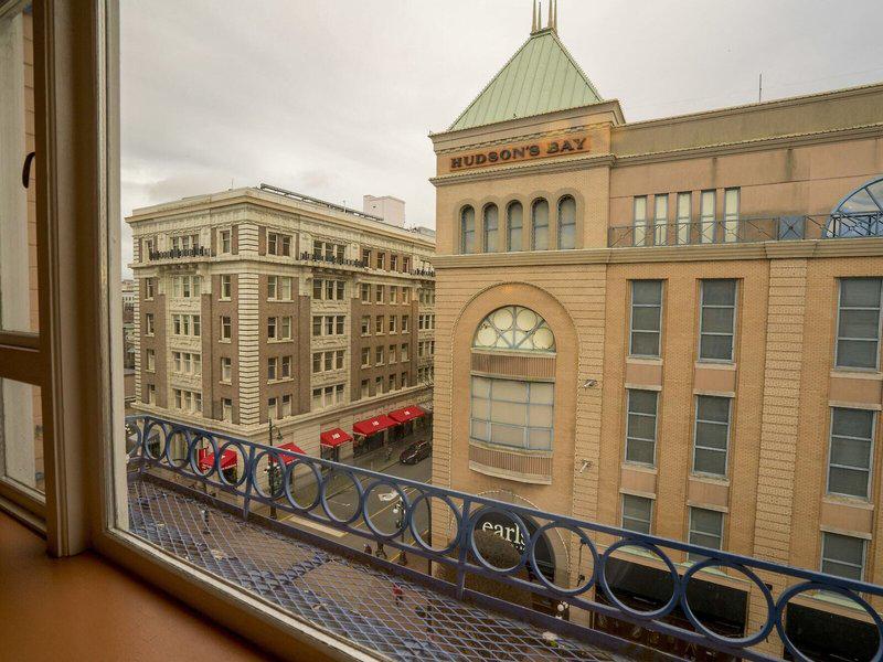 4AE0E82E26B996EFD11E8D00825C66C2