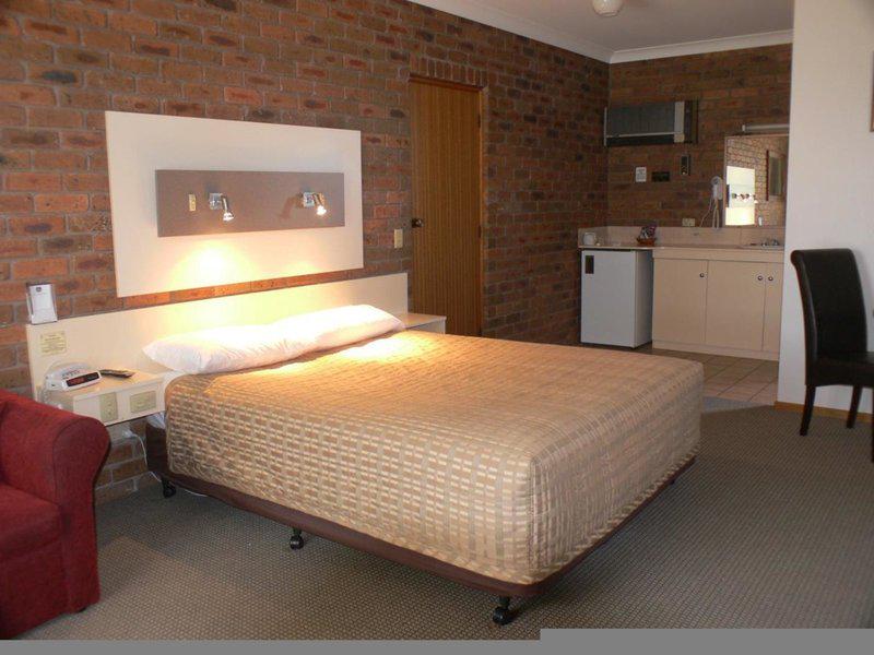 238B3A10FC460BC0E5D8AA4ADC3DDE80