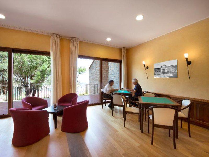 90EE822A8D444FCE879B31824BEAFB82