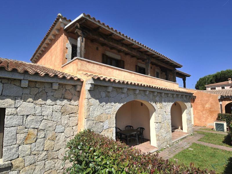 9B15EC42A86D33DA9BAB6103ABFB28E9