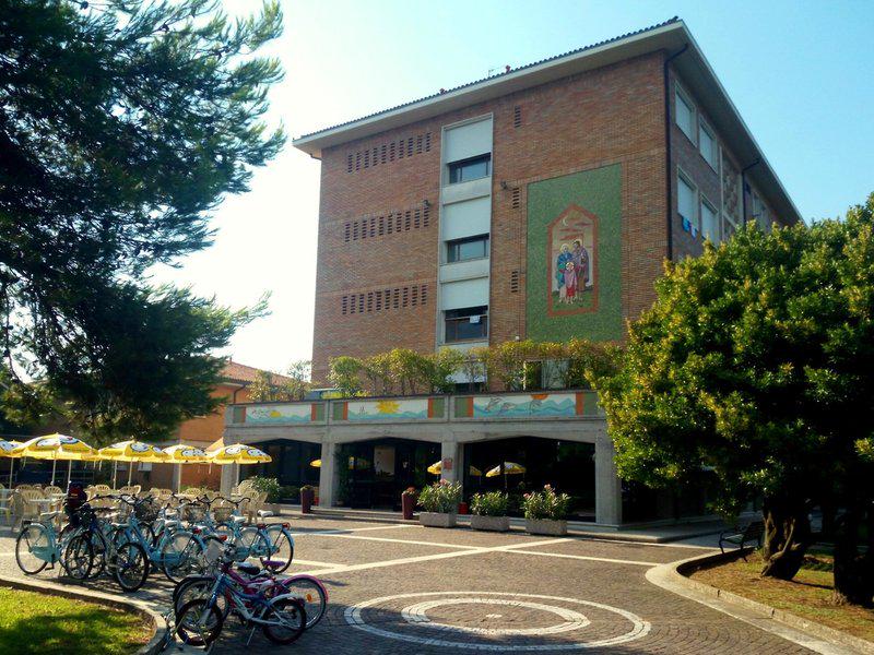 E40FC238D407C95CEA005D4DA915771C