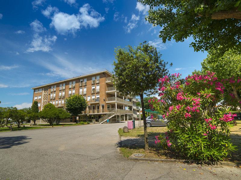 24AC123DFCDD1F70712518A39B82860C