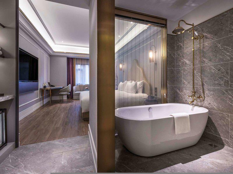 C631C945202F820F7EA1327DE0552254