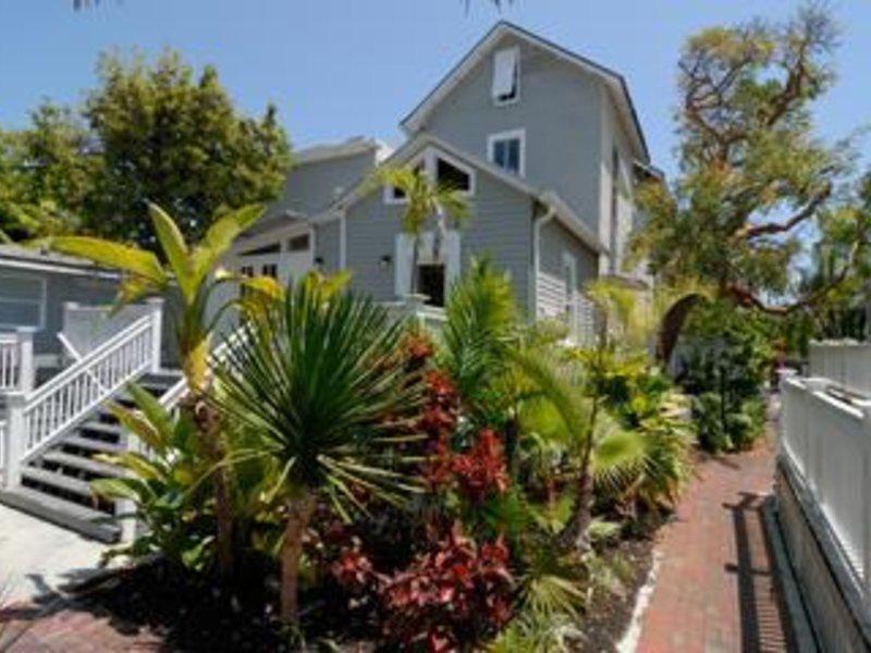 DC248F335C5EB8C596F354EAF3B583B8