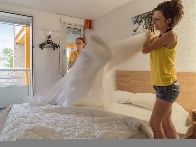 5C4C4B16D30D7E59A45C57D4A274F7E7