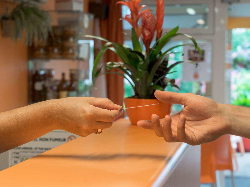 40FA22CC14ADDD0ADA8EFCB04407C86E