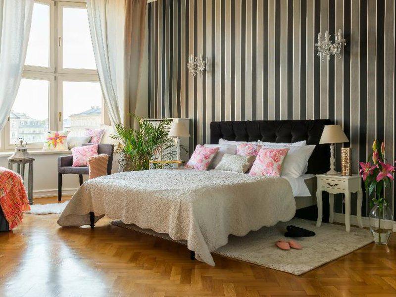 ECCC1E50B20BBE1D70B699A4707FE162