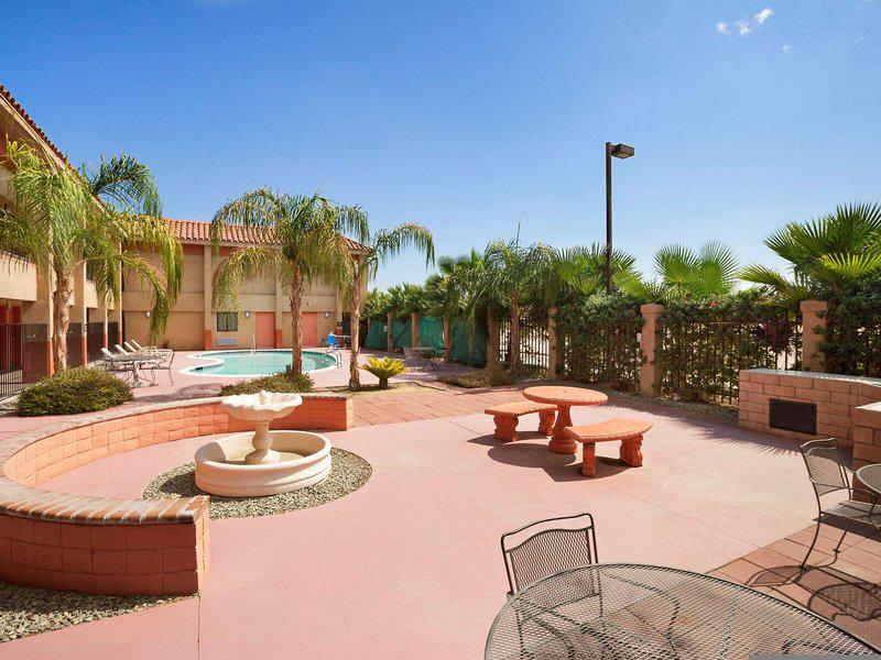 2EFADD4E15C6B41BAEEB2EC536FF2325