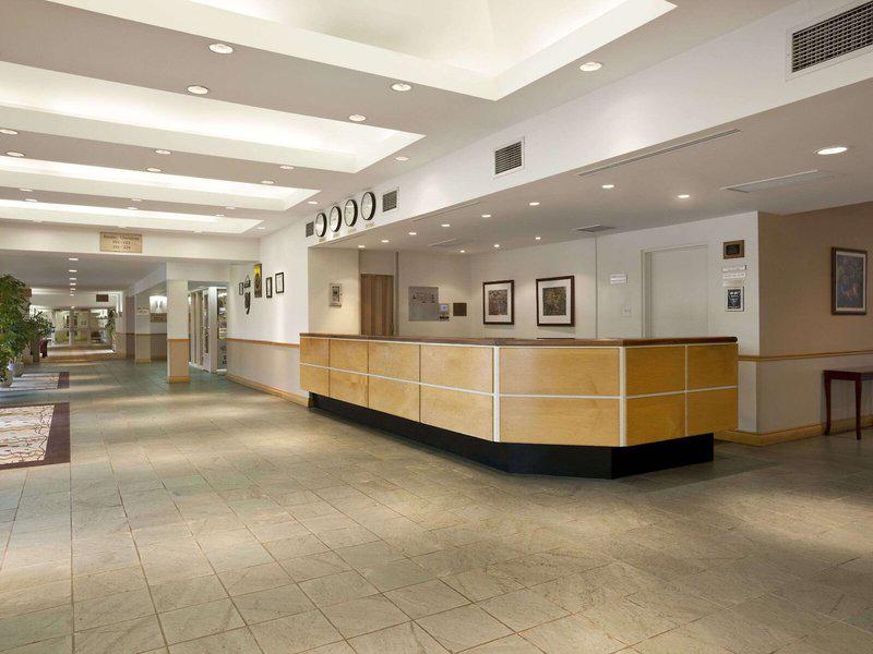 07D378F09DF0BED6C30B63A92F2B3922