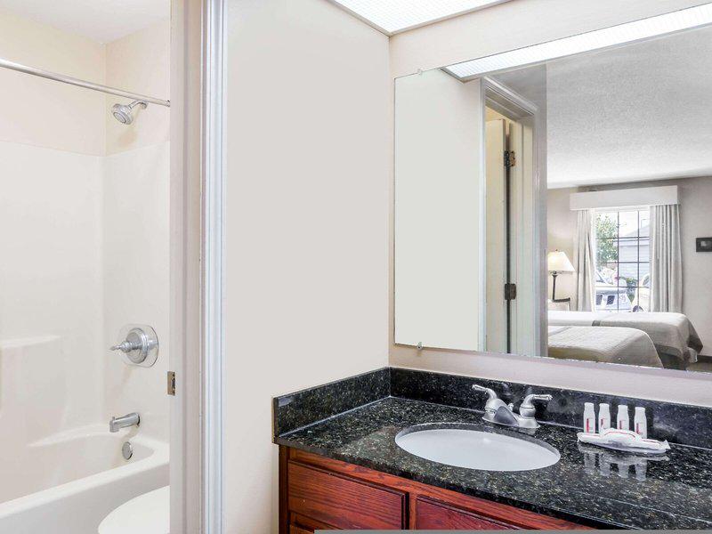 CF1290BE030795E6808D6D42A370C306