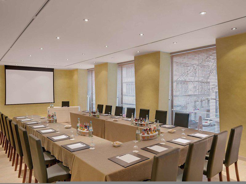 5ECB841A2623FE49A8F230D2CCB4962B