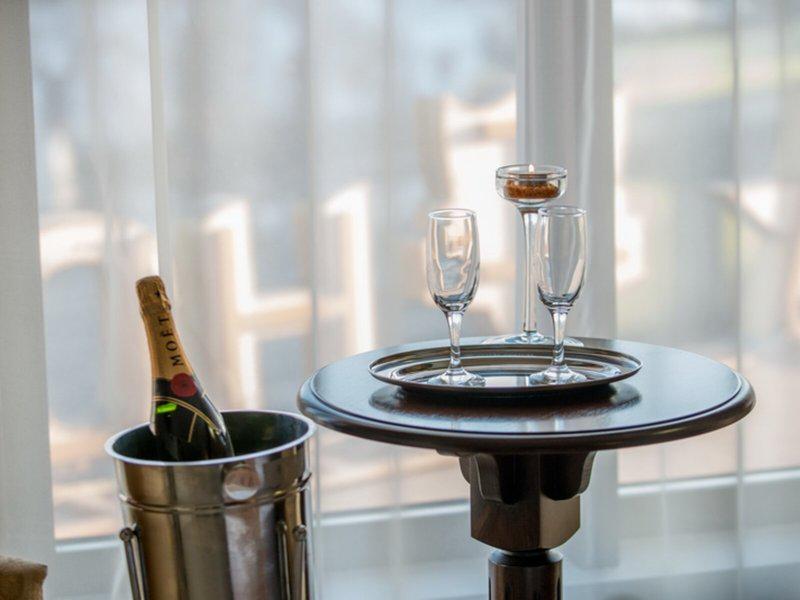 39A2F229125926D6BC638A6754C7CAD1