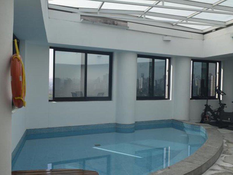 96EA126EB704F477C94E4949D47B958E