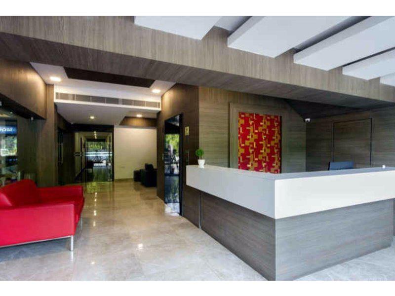 03729B8C439F4E3A9315C6C9A7F2E049