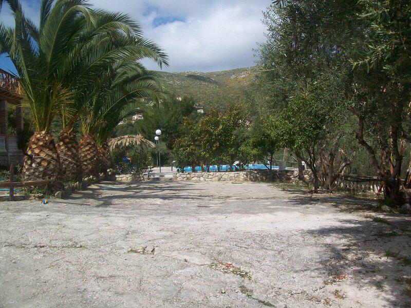 90333DC6F731ECD4B3017C1B4710C37B