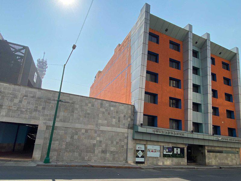 0828A303E5EFE12C46380E9AE87565EC