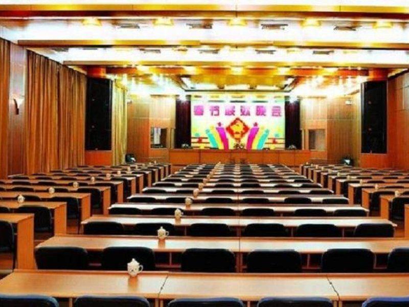 1ABDA815E75F2D22848BB81E136BF451