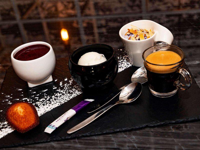 9CE8276BC5D94CC3DFB962421D11A9E8