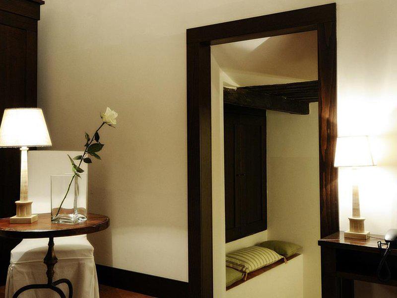 ABE361B20B89874E255E52A767479E6F