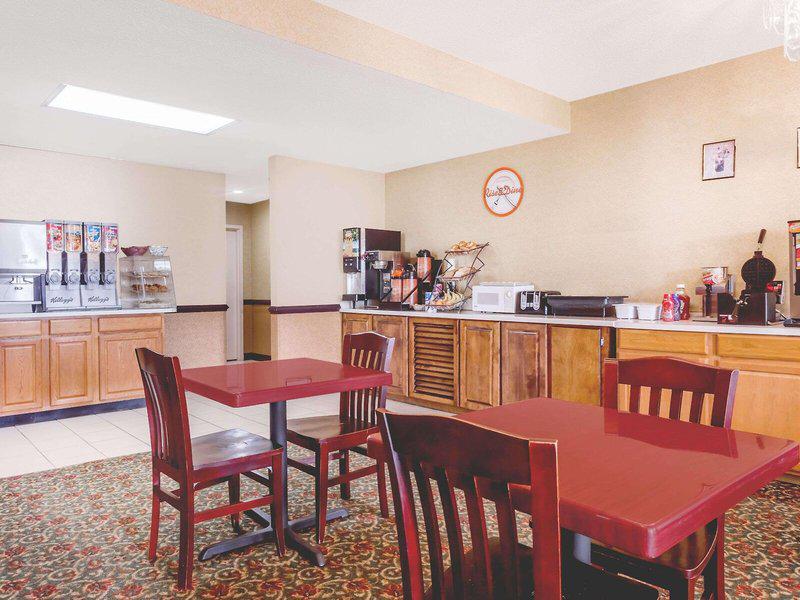 CD6767940B7D5A021E503FA3D6600CB2