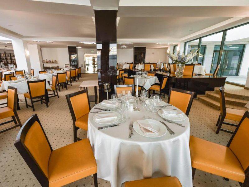 21C5CA18A14880B96ECF3AB864B41A23